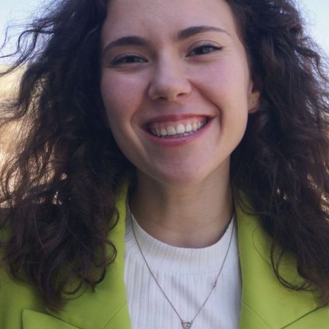 Portret van Öznur Akgöz